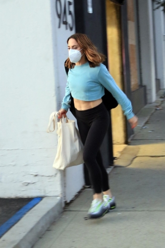 Click to view full size image
==============
SGFB_LA00002.jpg SGFB_LA00002.jpg