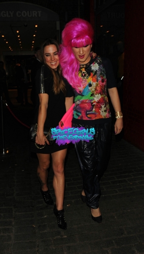 Click to view full size image
==============
SGFB_Londres00014.jpg SGFB_Londres00014.jpg