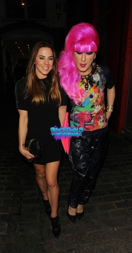 Click to view full size image
==============
SGFB_Londres00015.jpg SGFB_Londres00015.jpg