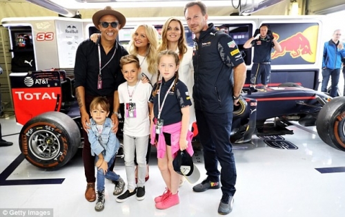 Click to view full size image
==============
SGFB_Pix00002.jpg SGFB_Pix00002.jpg