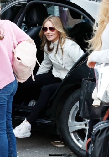 Click to view full size image
==============
SGFB_Londres00011.jpg SGFB_Londres00011.jpg