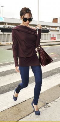 Victoria_Beckham_heathrow_airport_045_122_671lo_(7).jpg