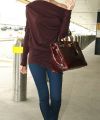 Victoria_Beckham_heathrow_airport_045_122_671lo_(5).jpg