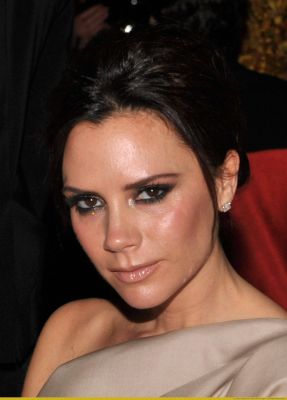 Click to view full size image
==============
Victoria_Beckham_vanity_fair1187sgfb_(13).jpg Victoria_Beckham_vanity_fair1187sgfb_(13).jpg
