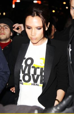 Click to view full size image
==============
Victoria_Beckham_2010-02-12_-_At_MBFW_in_NY_5250_122_1059lo_(1).jpg Victoria_Beckham_2010-02-12_-_At_MBFW_in_NY_5250_122_1059lo_(1).jpg