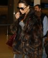 Victoria_Beckham_JFK_LAX_airport572.jpg