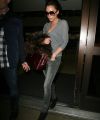 Victoria_Beckham_JFK_LAX_airport601.jpg