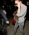 Victoria_Beckham_JFK_LAX_airport641.jpg