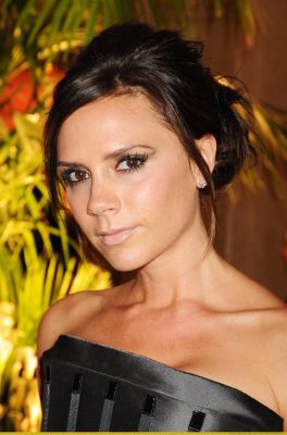 Click to view full size image
==============
SGFB_Claridges_launch_party00009.jpg SGFB_Claridges_launch_party00009.jpg