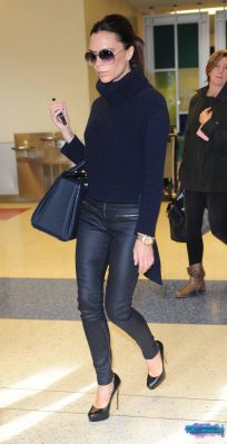 Click to view full size image
==============
SGFB_NYC0011.jpg SGFB_NYC0011.jpg