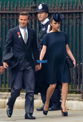 Click to view full size image
==============
SGFB_RoyalWedding0004.jpg SGFB_RoyalWedding0004.jpg