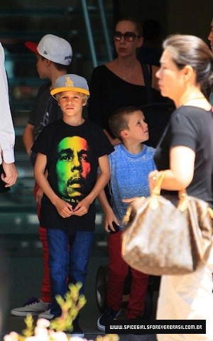 SGFB_groove0002.jpg SGFB_groove0002.jpg