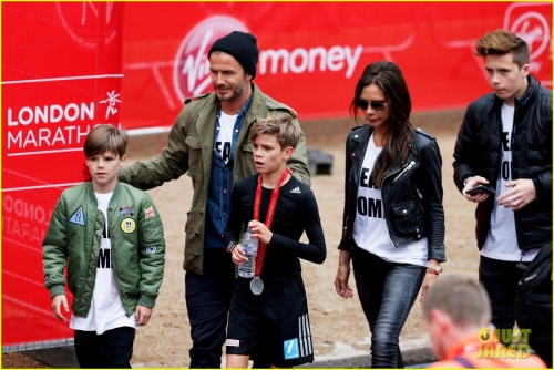 beckham-family-romeo-london-marathon-10.jpg