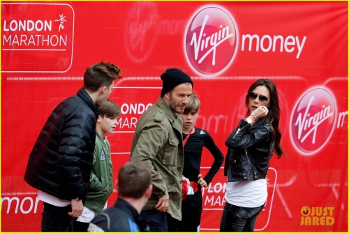 Click to view full size image
==============
beckham-family-romeo-london-marathon-12.jpg beckham-family-romeo-london-marathon-12.jpg