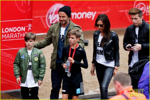 beckham-family-romeo-london-marathon-14.jpg