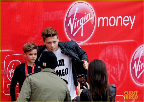 beckham-family-romeo-london-marathon-17.jpg