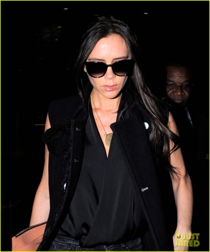 victoria-beckham-killing-it-02.jpg