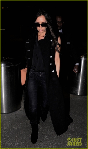 Click to view full size image
==============
victoria-beckham-killing-it-14.jpg victoria-beckham-killing-it-14.jpg