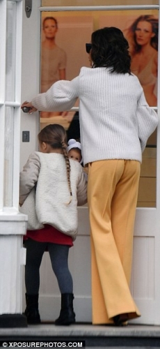 Click to view full size image
==============
SGFB_Belgravia00006.jpg SGFB_Belgravia00006.jpg