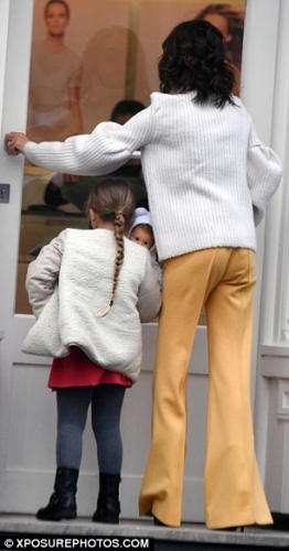 Click to view full size image
==============
SGFB_Belgravia00008.jpg SGFB_Belgravia00008.jpg