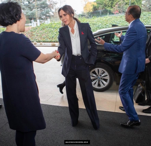 Click to view full size image
==============
SGFB_unaids00005.jpg SGFB_unaids00005.jpg