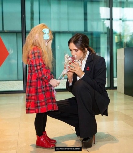 Click to view full size image
==============
SGFB_unaids00006.jpg SGFB_unaids00006.jpg