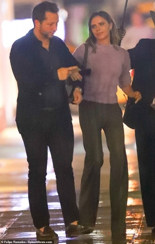 Click to view full size image
==============
SGFB_NY00002.jpg SGFB_NY00002.jpg