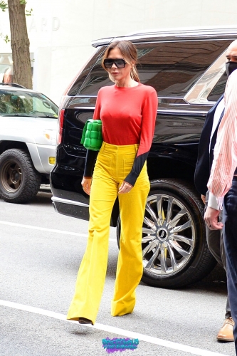 Click to view full size image
==============
SGFB_GMTV00015.jpg SGFB_GMTV00015.jpg