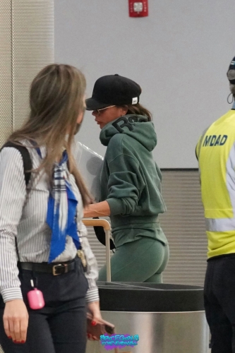 Click to view full size image
==============
SGFB_Miami00003.jpg SGFB_Miami00003.jpg