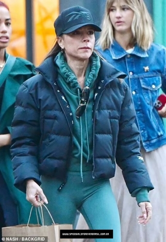 Click to view full size image
==============
SGFB_Londres00002.jpg SGFB_Londres00002.jpg