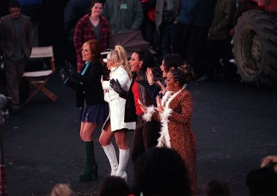 Click to view full size image
==============
ewre2fj.jpg ewre2fj.jpg