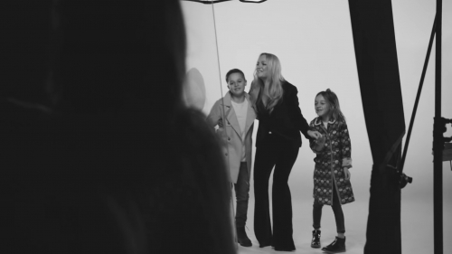 Click to view full size image
==============
SGFB_babypleasedontstop00155.jpg SGFB_babypleasedontstop00155.jpg