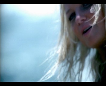 Take_My_Breath_Away_clipe_0010.jpg