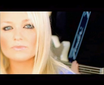 What_I_Am_clipe_0048.jpg What_I_Am_clipe_0048.jpg