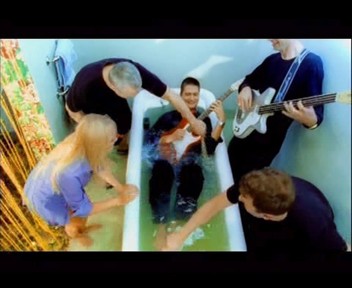 What_I_Am_clipe_0089.jpg What_I_Am_clipe_0089.jpg