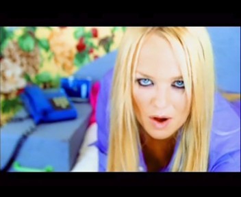 What_I_Am_clipe_0114.jpg What_I_Am_clipe_0114.jpg