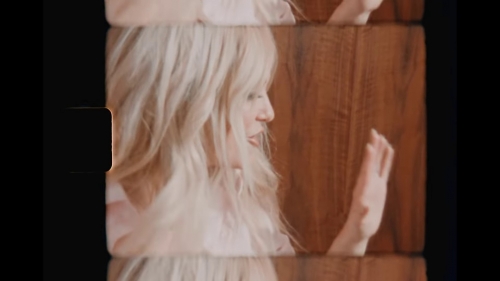 Click to view full size image
==============
SGFB_YoureAlINeedtoGetBy00133.jpg SGFB_YoureAlINeedtoGetBy00133.jpg