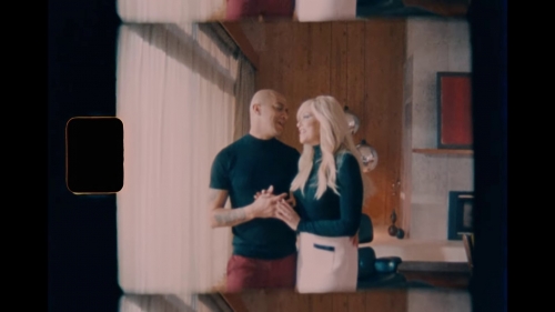 Click to view full size image
==============
SGFB_YoureAlINeedtoGetBy00261.jpg SGFB_YoureAlINeedtoGetBy00261.jpg