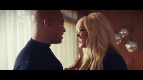 Click to view full size image
==============
SGFB_YoureAlINeedtoGetBy00282.jpg SGFB_YoureAlINeedtoGetBy00282.jpg