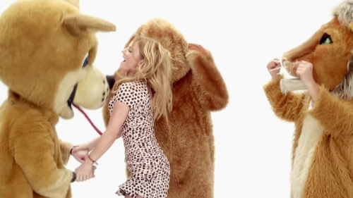 Click to view full size image
==============
SGFB_halfofme00376.jpg SGFB_halfofme00376.jpg