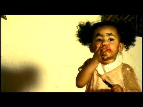 lullaby_clipe_(108).jpg lullaby_clipe_(108).jpg