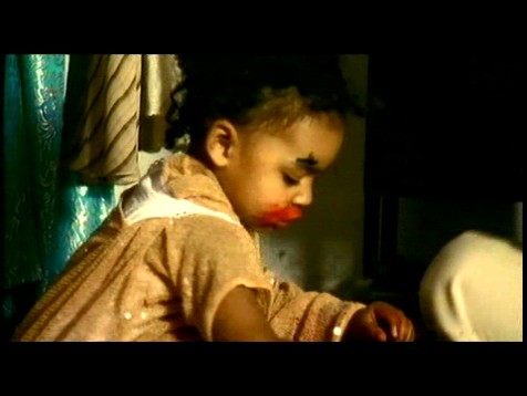 lullaby_clipe_(111).jpg lullaby_clipe_(111).jpg