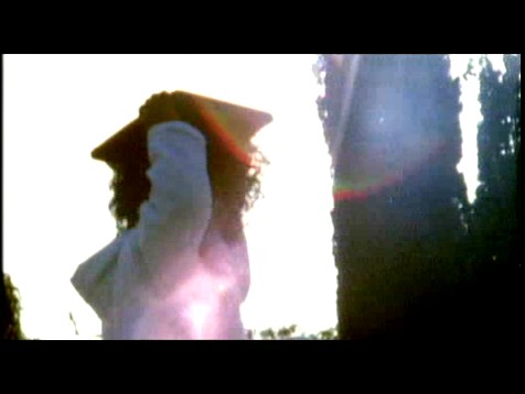 lullaby_clipe_(37).jpg lullaby_clipe_(37).jpg