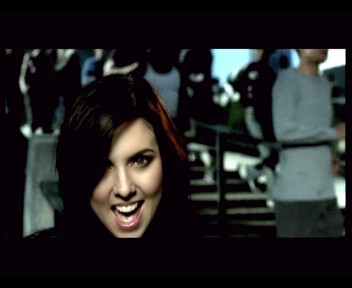 Here_It_Comes_Again_clipe_0021.jpg Here_It_Comes_Again_clipe_0021.jpg