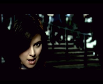 Here_It_Comes_Again_clipe_0022.jpg Here_It_Comes_Again_clipe_0022.jpg