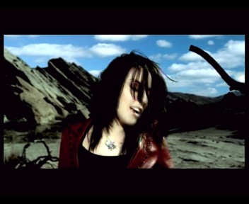 Here_It_Comes_Again_clipe_0053.jpg Here_It_Comes_Again_clipe_0053.jpg