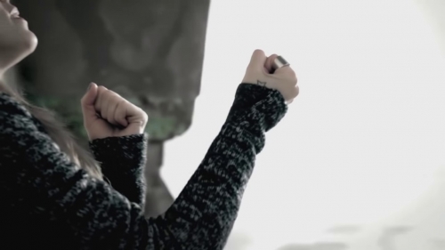 Click to view full size image
==============
SGFB_ltbl00300.jpg SGFB_ltbl00300.jpg