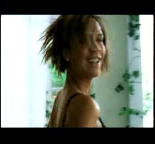 A_Mind_Of_Its_Own_clipe_(130).jpg A_Mind_Of_Its_Own_clipe_(130).jpg