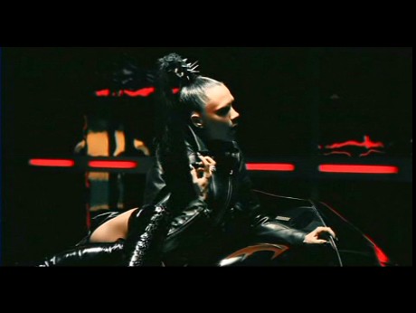 not_such_an_innocent_girl_clipe_(119).jpg not_such_an_innocent_girl_clipe_(119).jpg