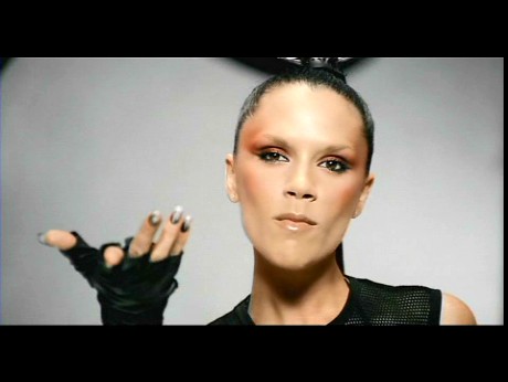 not_such_an_innocent_girl_clipe_(23).jpg not_such_an_innocent_girl_clipe_(23).jpg